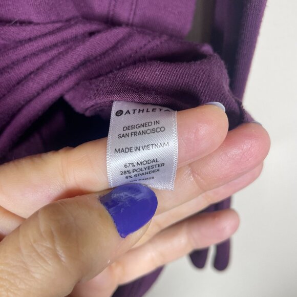 Athleta Women's LS Maroon Cloud Light Relaxed Athletic Top Medium! - Picture 3 of 4